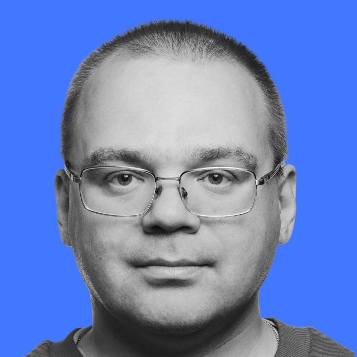 Александр Власов